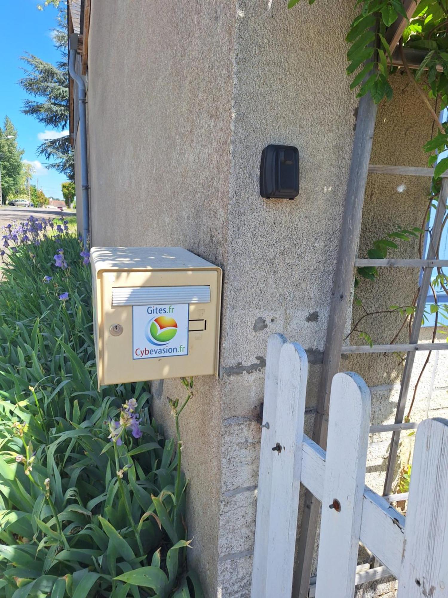 Gîte du Canal de Berry II Selles-sur-Cher Extérieur photo